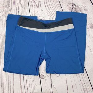 Victoria’s Secret Sport Sleek Fit Capri Leggings